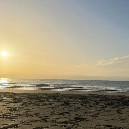 Hotel Welooveyou Cyelo 3*